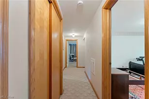 680 Forest-Ridge Dr, Youngstown, OH 44512 - Photo 18