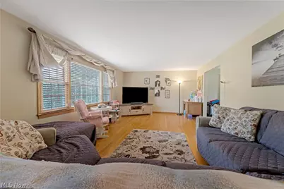 680 Forest Ridge Drive, Youngstown, OH 44512 - Photo 14