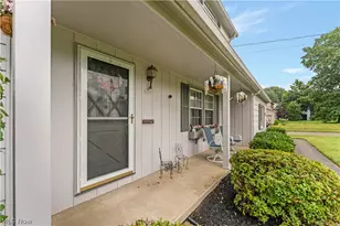 680 Forest-Ridge Dr, Youngstown, OH 44512 - Photo 6