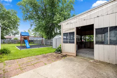 130 Roger Avenue, Bellevue, OH 44811 - Photo 26