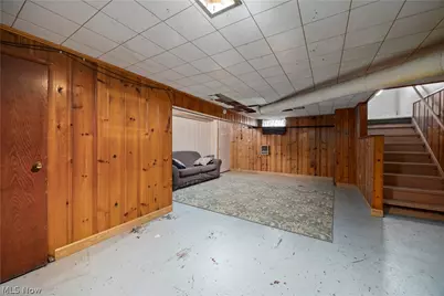 130 Roger Avenue, Bellevue, OH 44811 - Photo 24