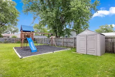 130 Roger Avenue, Bellevue, OH 44811 - Photo 28