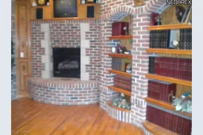 165 2nd Street NW, Barberton, OH 44203 - Photo 14