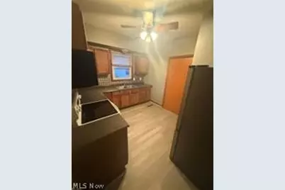 2518 11th Street NW, Canton, OH 44708 - Photo 8