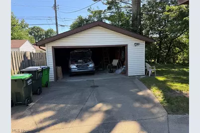 2174 Rockefeller Road, Wickliffe, OH 44092 - Photo 34