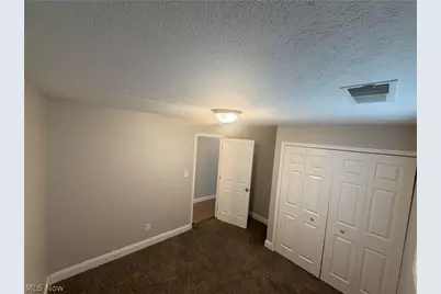 5976 Reynolds Road, Mentor on the Lake, OH 44060 - Photo 10