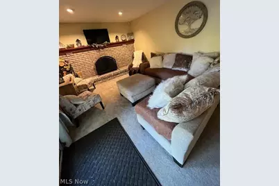 165 Woodsdale Drive, Mogadore, OH 44260 - Photo 14
