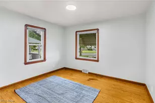 1340 E Boston Ave, Youngstown, OH 44502 - Photo 14