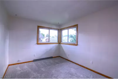 172 27th Street NW, Barberton, OH 44203 - Photo 10