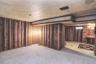 172 27th St NW, Barberton, OH 44203 - Photo 26