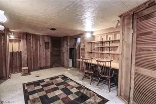 172 27th St NW, Barberton, OH 44203 - Photo 28