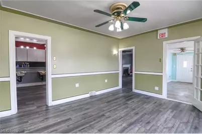 25 31st Street SW, Barberton, OH 44203 - Photo 4