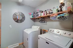 14157 Lisbon St NE, Paris, OH 44669 - Photo 16