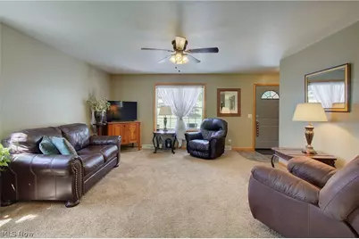 14157 Lisbon Street NE, Paris, OH 44669 - Photo 6