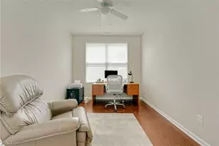 8024 Parkcroft Dr, Mentor, OH 44060 - Photo 4