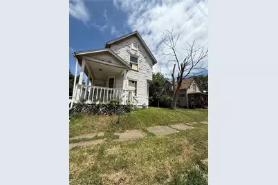 201 15th Street SE, Canton, OH 44707 - Photo 1