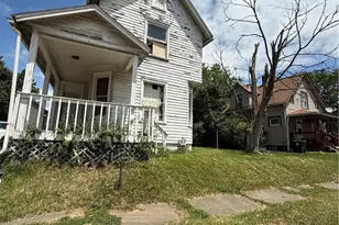 201 15th St SE, Canton, OH 44707 - Photo 1