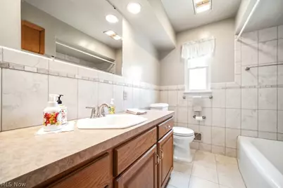 7988 Wright Road, Grandview Heights, OH 44147 - Photo 26