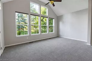 546 Hyannis Port Cir, Avon Lake, OH 44012 - Photo 16