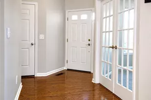 546 Hyannis Port Cir, Avon Lake, OH 44012 - Photo 4