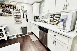 5800 Deborah Dr, North Ridgeville, OH 44039 - Photo 6