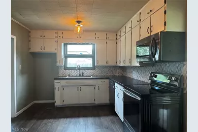 976 N Main Street, Killbuck, OH 44637 - Photo 8