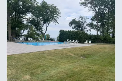 12520 Edgewater Drive N #504, Oakwood, OH 44107 - Photo 10