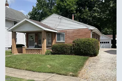 621 Arcadia Avenue, Cuyahoga Falls, OH 44221 - Photo 2