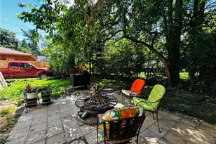 250 Malden St, Akron, OH 44313 - Photo 32