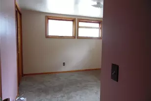 211 Clara Ct, Louisville, OH 44641 - Photo 12