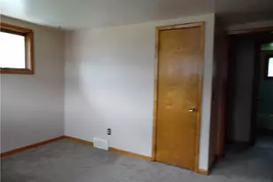 211 Clara Ct, Louisville, OH 44641 - Photo 14