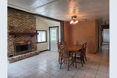636 Lincoln Avenue, Struthers, OH 44471 - Photo 8