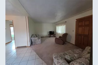636 Lincoln Avenue, Struthers, OH 44471 - Photo 6