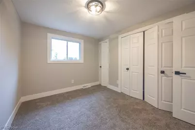 399 Ridgewood Drive, Eastlake, OH 44095 - Photo 34