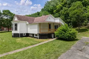 56775 Colerain Pike, Martins Ferry, OH 43935 - Photo 2