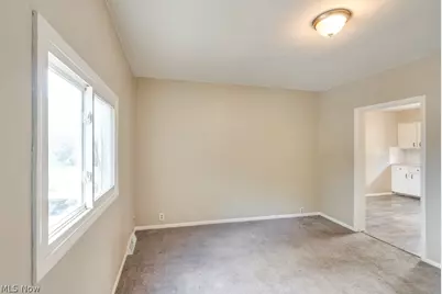 1932 Manchester Road, Akron, OH 44314 - Photo 28