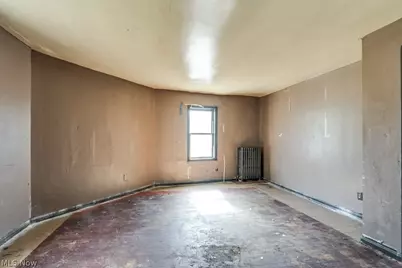 1932 Manchester Road, Akron, OH 44314 - Photo 18