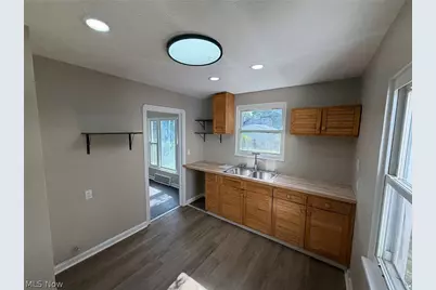 3928 Strandhill Road, Loveland, OH 44128 - Photo 4