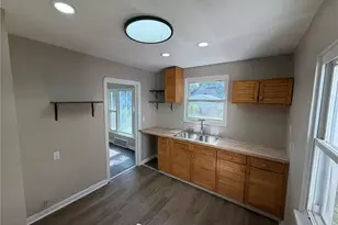 3928 Strandhill Rd, Loveland, OH 44128 - Photo 4