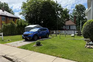 155 Grant St, Conneaut, OH 44030 - Photo 2
