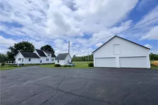 10803 Kile Rd, Chardon, OH 44024 - Photo 4
