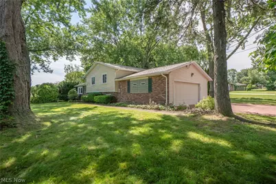 942 El Dorado Drive, Akron, OH 44319 - Photo 34