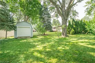 942 Eldorado Dr, Akron, OH 44319 - Photo 36