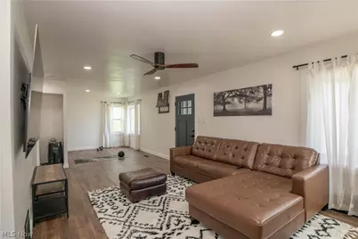 2388 14th Street, Cuyahoga Falls, OH 44223 - Photo 6