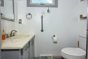 53 Memorial Cir, Campbell, OH 44405 - Photo 22