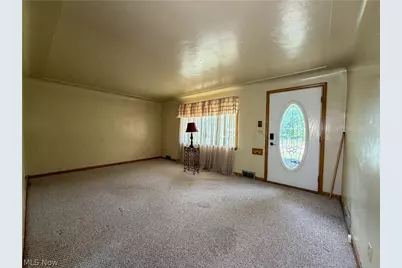 53 Memorial Circle, Campbell, OH 44405 - Photo 6