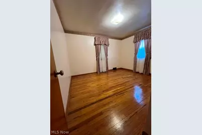 27 Woodland Drive, New Middletown, OH 44442 - Photo 8