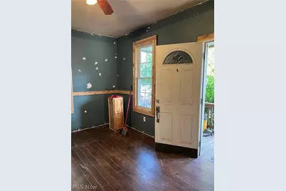 362 East Martin Street, East Palestine, OH 44413 - Photo 2