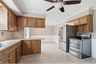 8694 Lansdale Avenue NW, North Canton, OH 44720 - Photo 10
