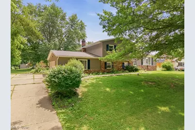 8694 Lansdale Avenue NW, North Canton, OH 44720 - Photo 4